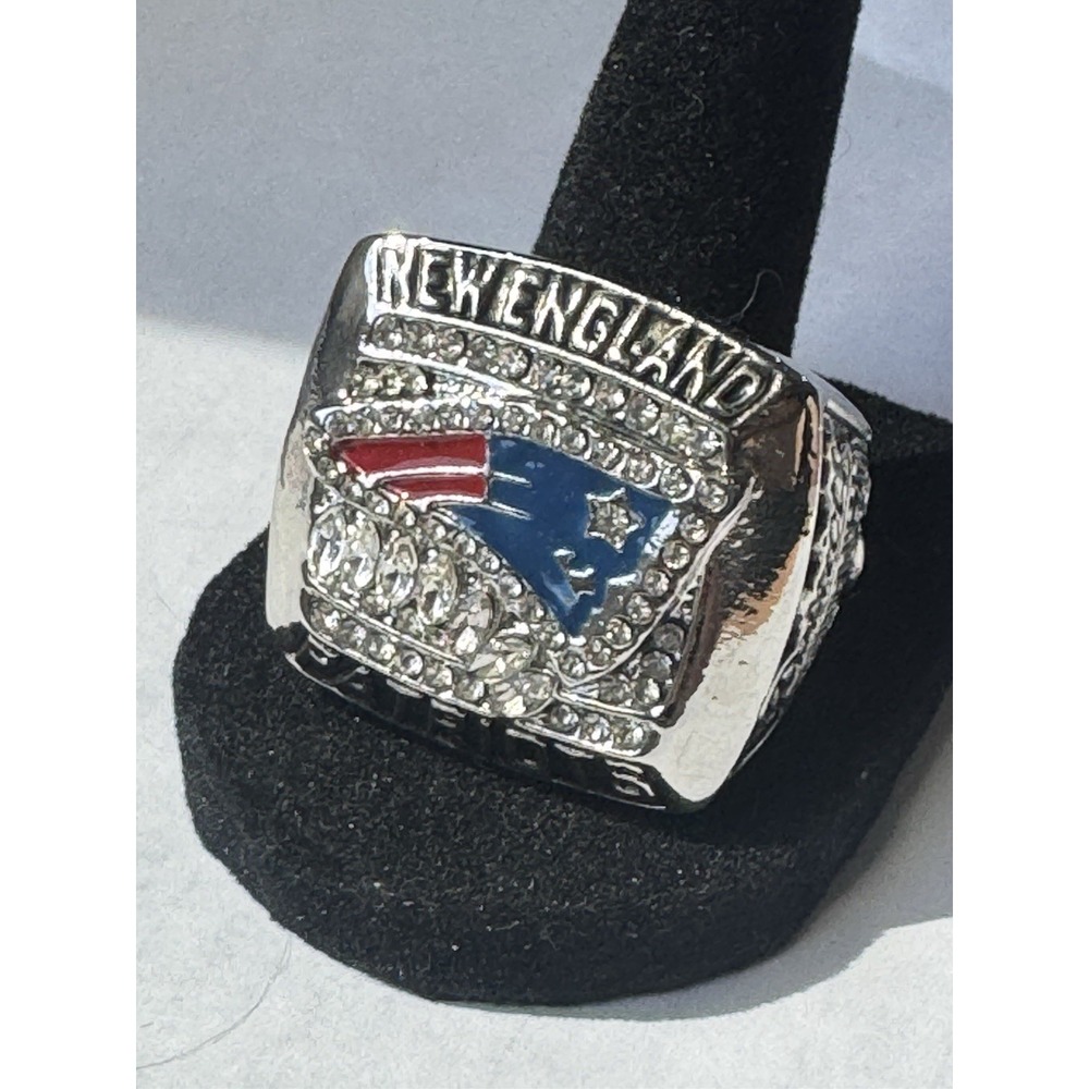 Patriots Replica Championship Ring New England Super Bowl Silver Tone Size 12